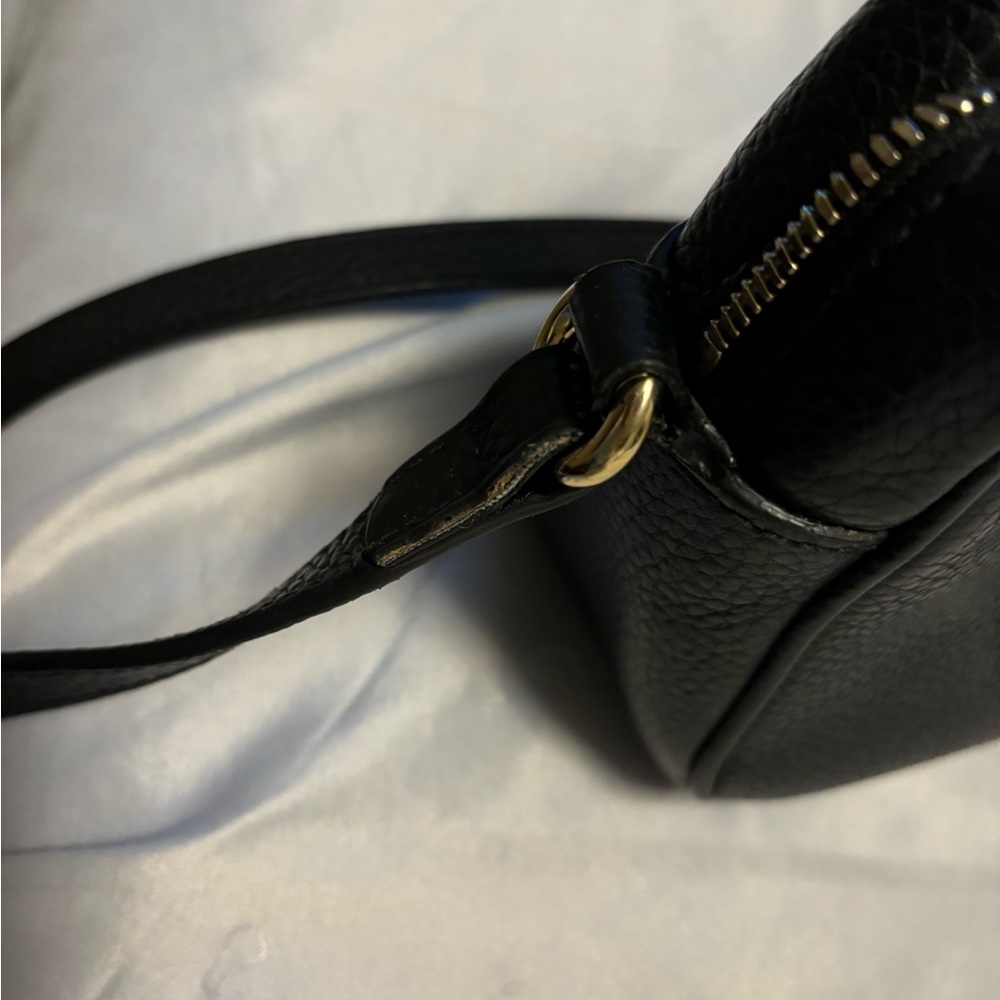 Authentic Gucci crossbody - Picture 9 of 9